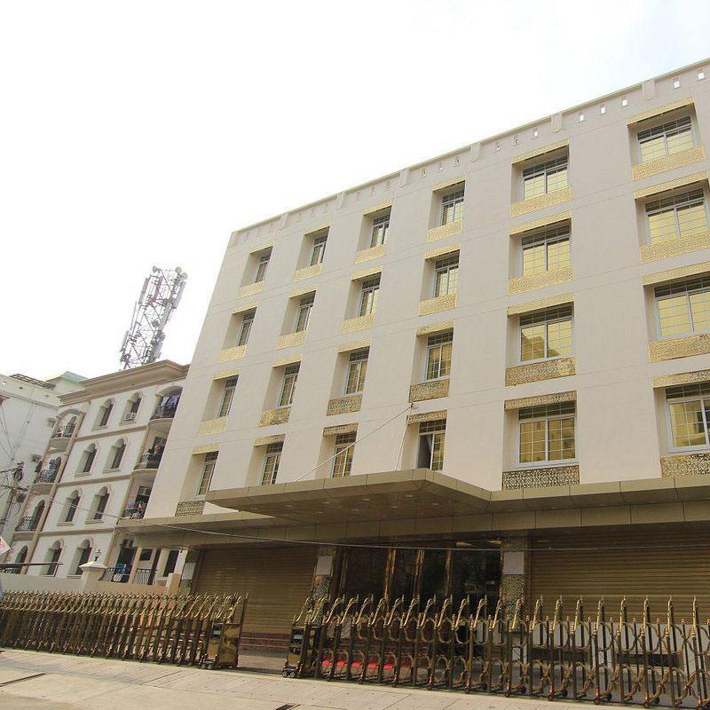 HotelGalaxyGrand HotelroombookinginLucknow