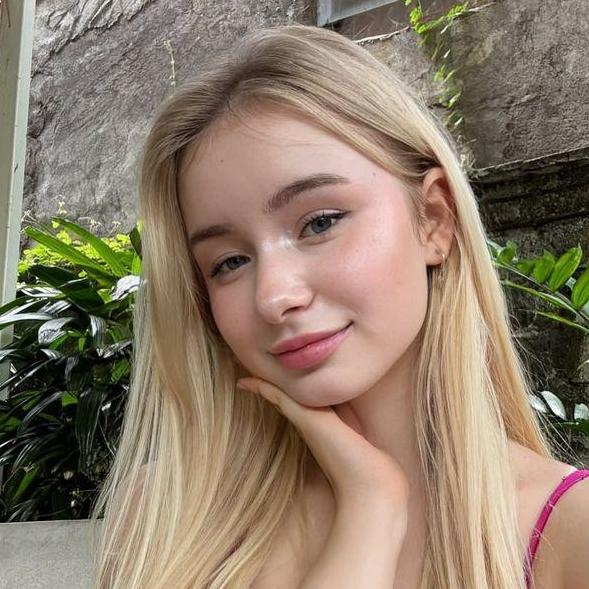 Ellie Larson