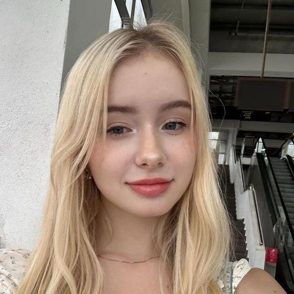 Amora Roberts