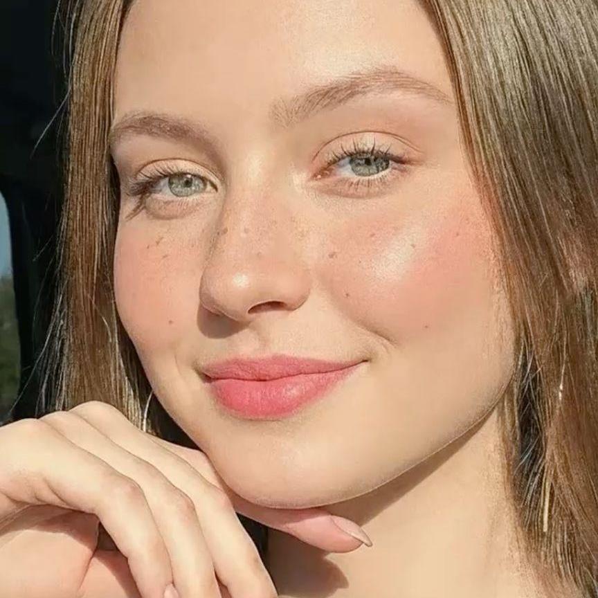 Alina Gibson